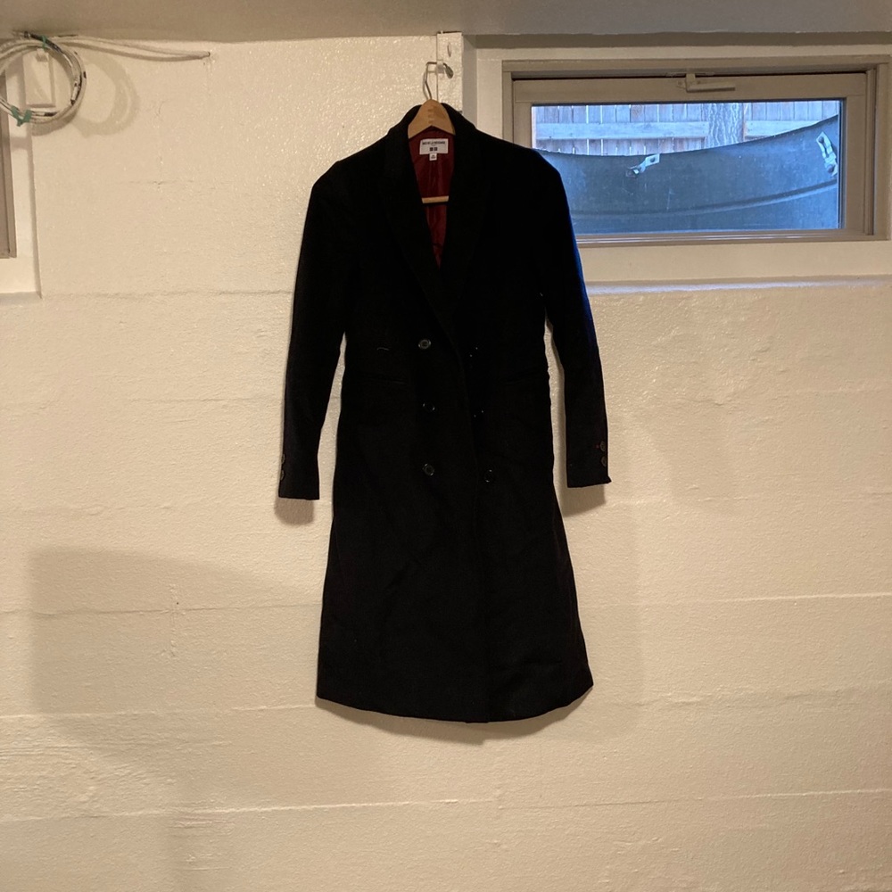 BLACK JACKET